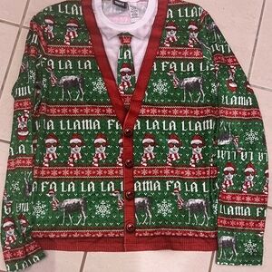 BRIEFLY STATED Green and Red Men's PRINTED Fa La La Llama l/s Shirt Size Medium